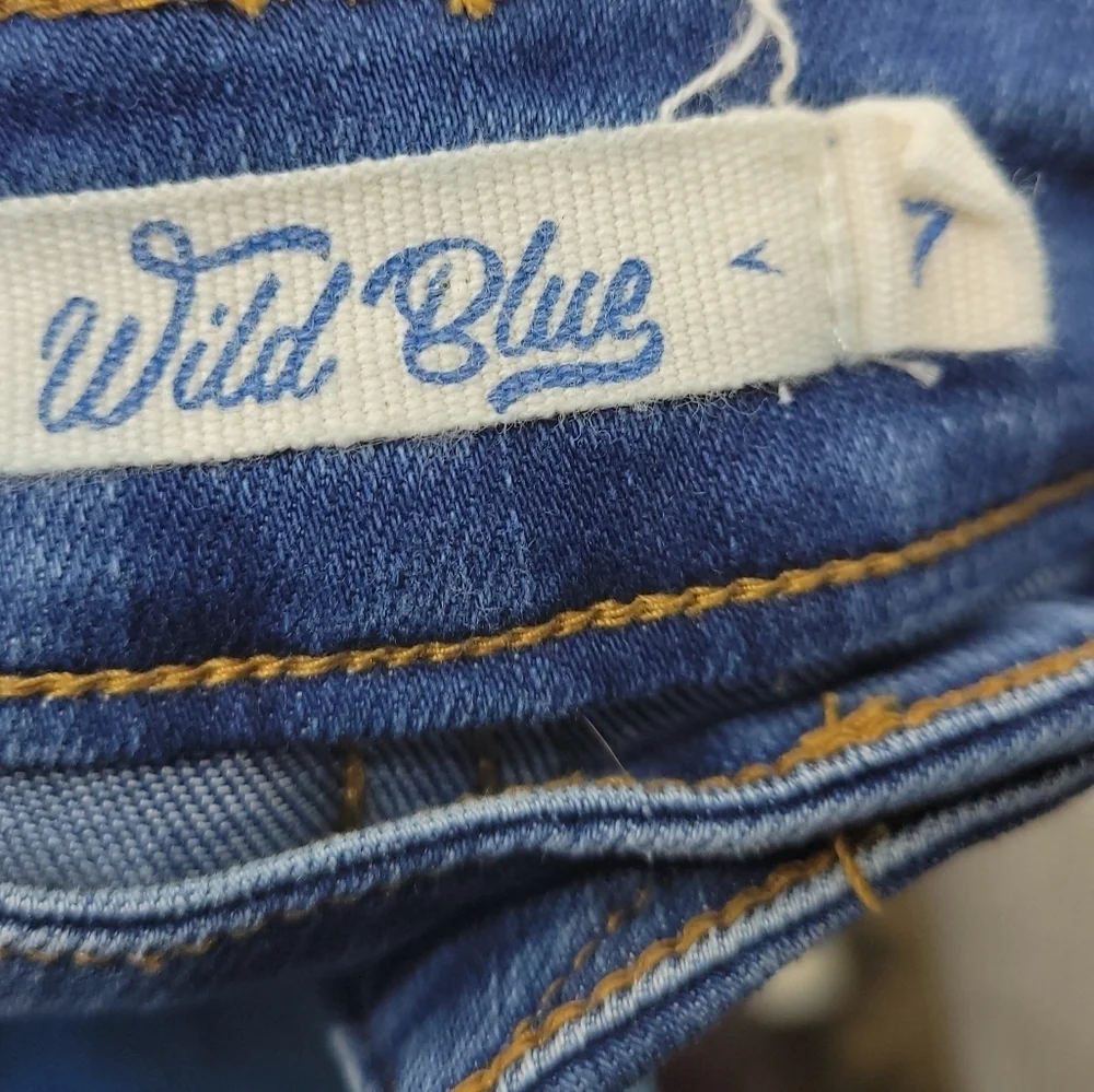 Wild Blue Womens Skinny Jean Shorts by‎ Sadie Robertson Size 7